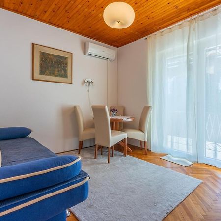 Apartments Hinic Selce Exterior foto